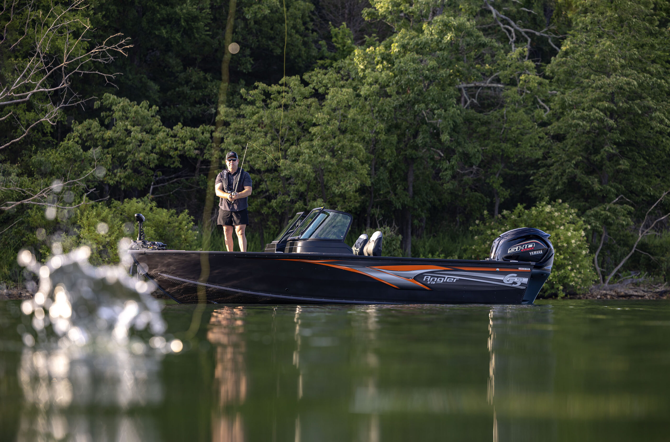 Low Stress, High Fun: Why Pontoons Are Great for New Boaters
