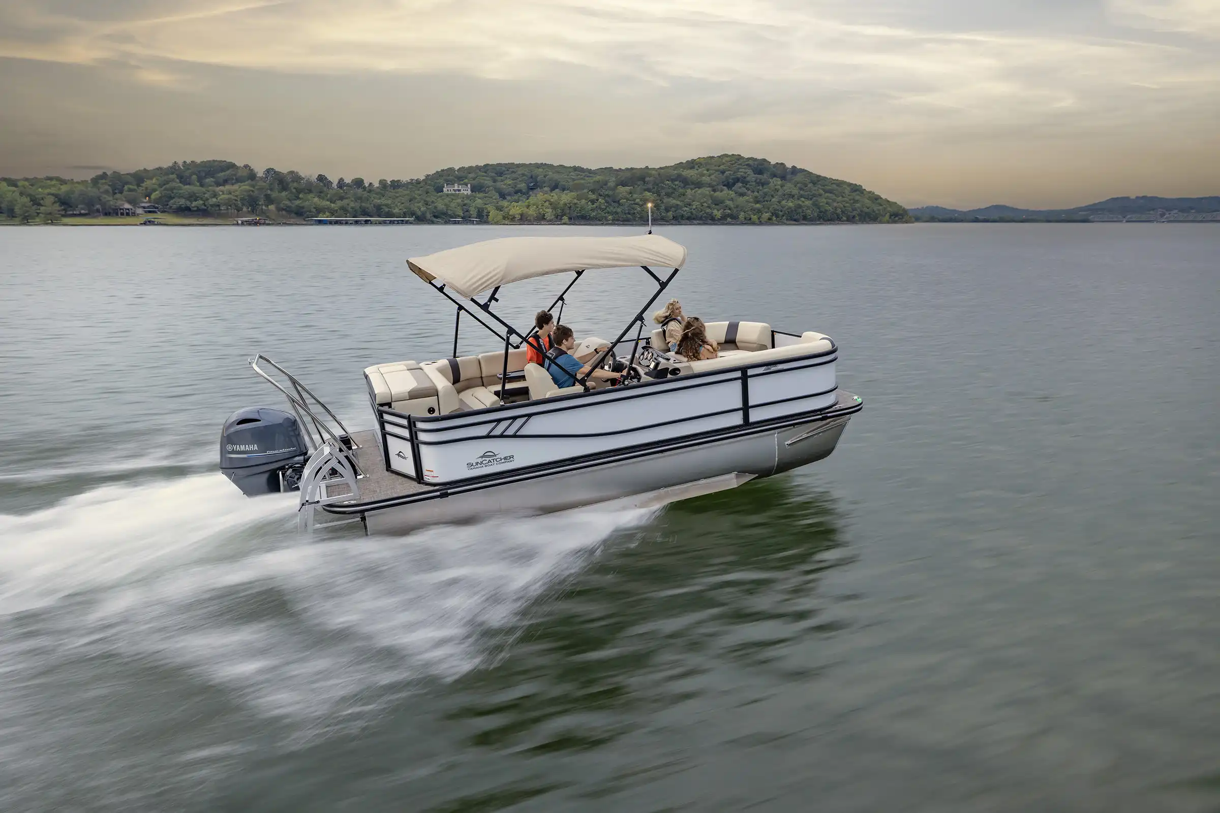 Smooth Sailing: The Ultimate Guide to Navigating Waterways on Your Pontoon