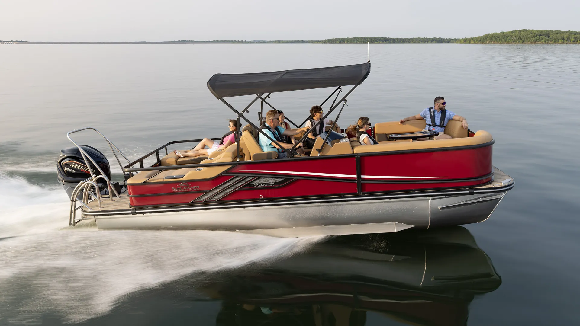 Fusion 324 SS Running L R 1