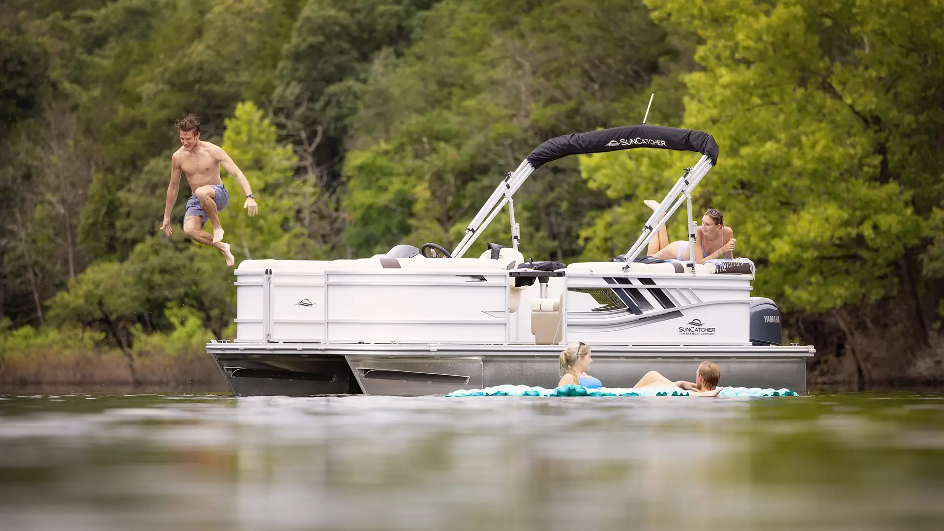 Bay 19 GX setup E4A8615rt